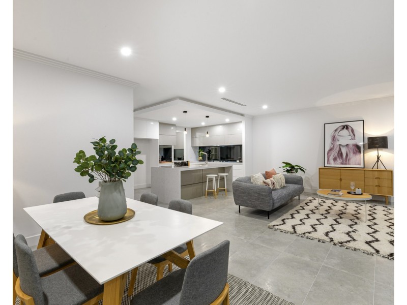 6A Mayfair Drive, West Beach SA 5024