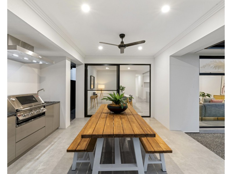 6A Mayfair Drive, West Beach SA 5024