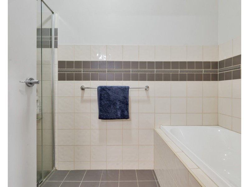 3, 14-16 Hurtle Parade, Mawson Lakes SA 5095