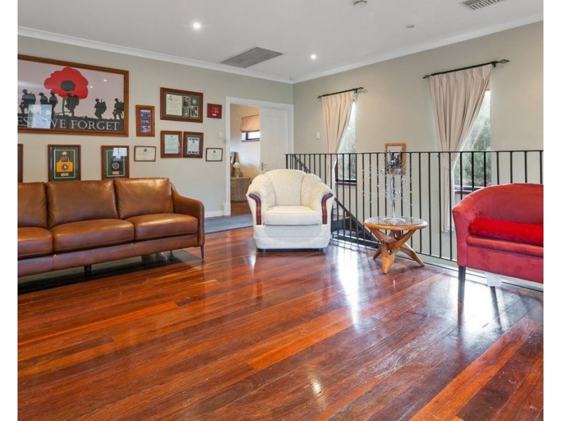 26 Highfield Drive, Aberfoyle Park SA 5159