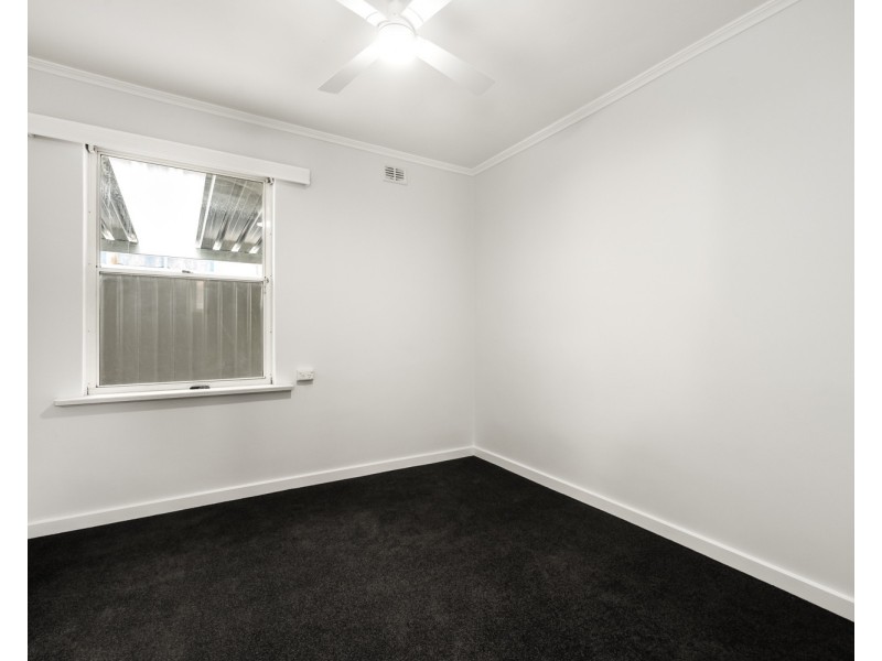 17A Russ Avenue, Seaton SA 5023