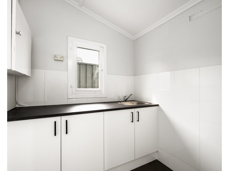 17A Russ Avenue, Seaton SA 5023