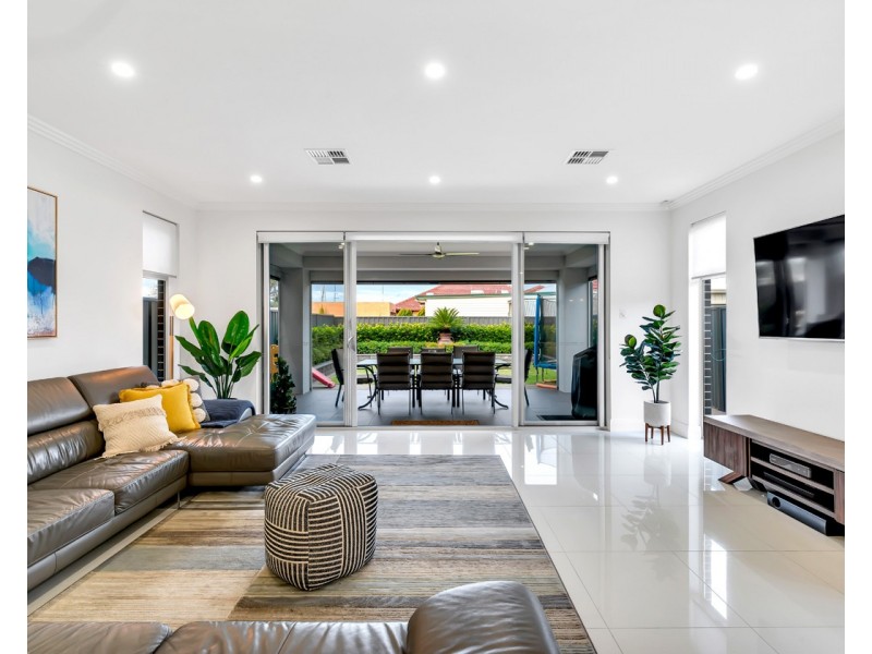 4 Porter Crescent, Fulham Gardens SA 5024