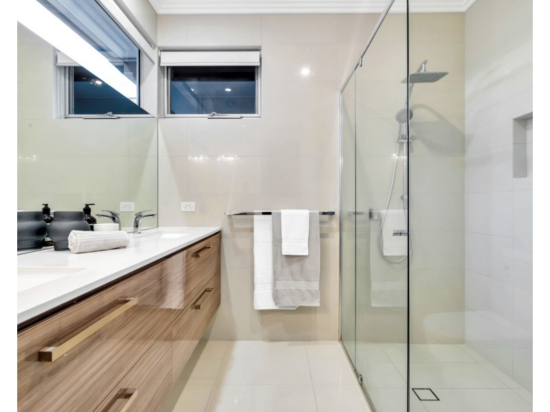 4 Porter Crescent, Fulham Gardens SA 5024