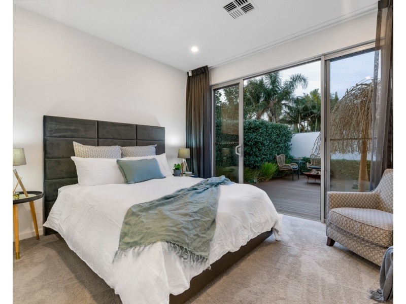 112 Halsey Road, Henley Beach South SA 5022