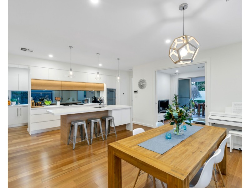 112 Halsey Road, Henley Beach South SA 5022