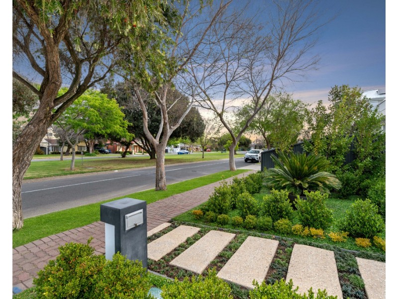 112 Halsey Road, Henley Beach South SA 5022