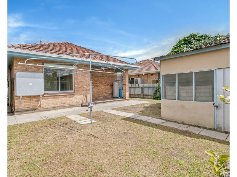 87 Palm Avenue, Royal Park SA 5014