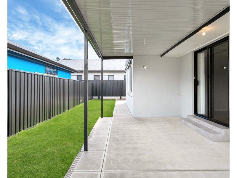 18 Selkirk Avenue, Seaton SA 5023