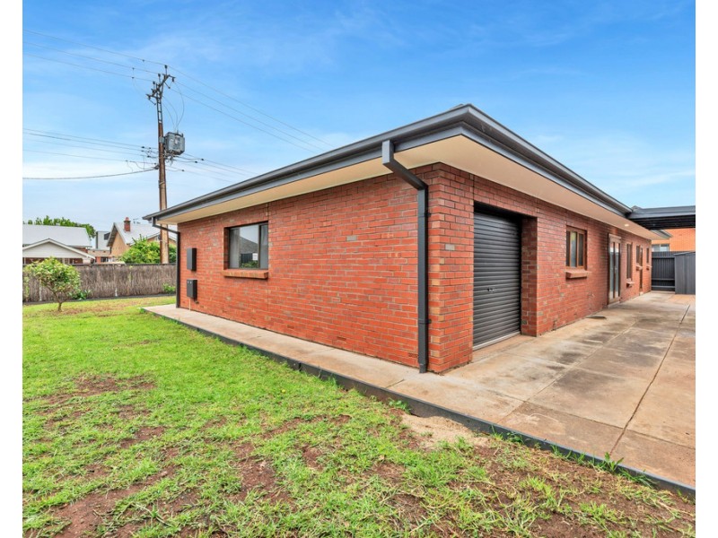 44A Seventh Avenue, St Morris SA 5068