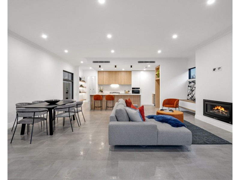 5 William Avenue, Henley Beach South SA 5022