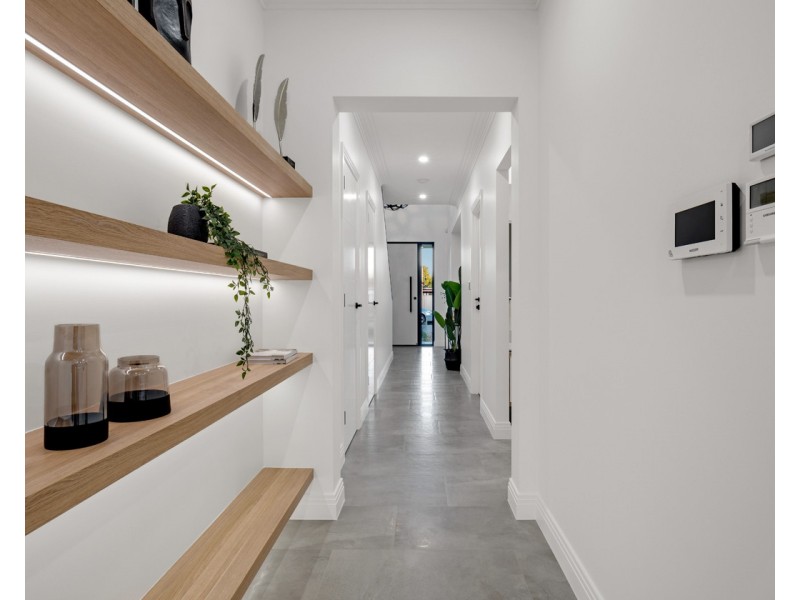 5 William Avenue, Henley Beach South SA 5022