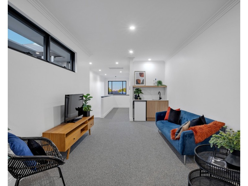 5 William Avenue, Henley Beach South SA 5022