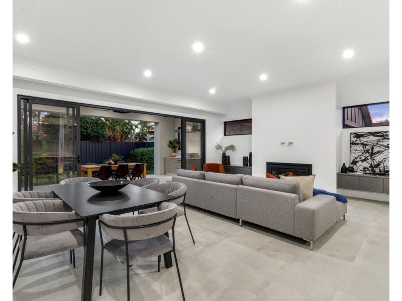 5A William Avenue, Henley Beach South SA 5022