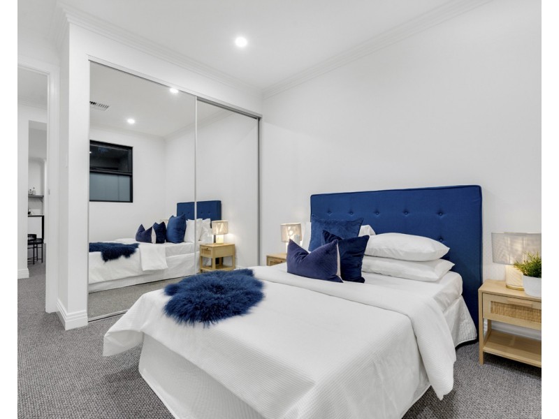 5A William Avenue, Henley Beach South SA 5022