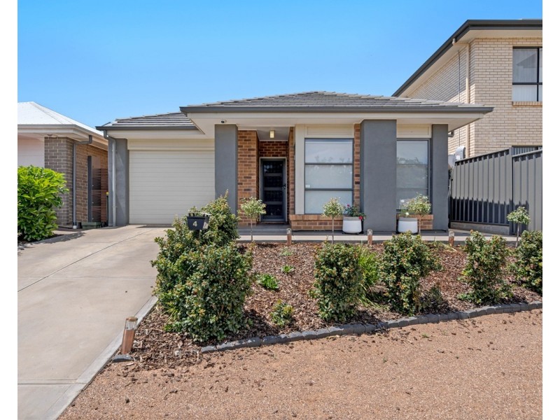 4 Burnlea Parade, Blakeview SA 5114