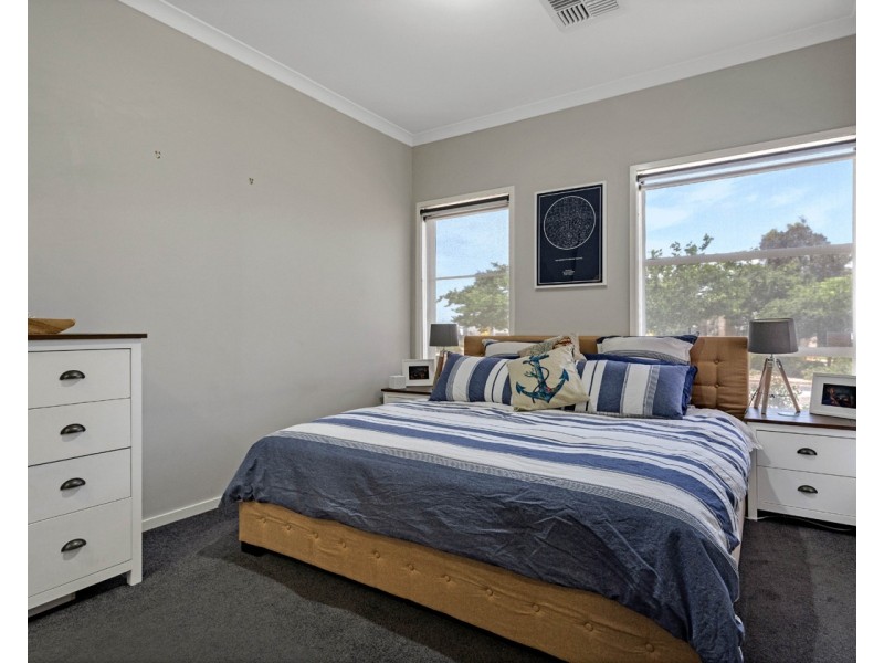 4 Burnlea Parade, Blakeview SA 5114