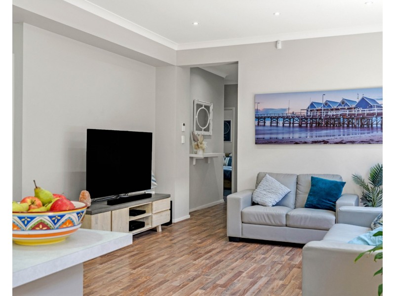 4 Burnlea Parade, Blakeview SA 5114