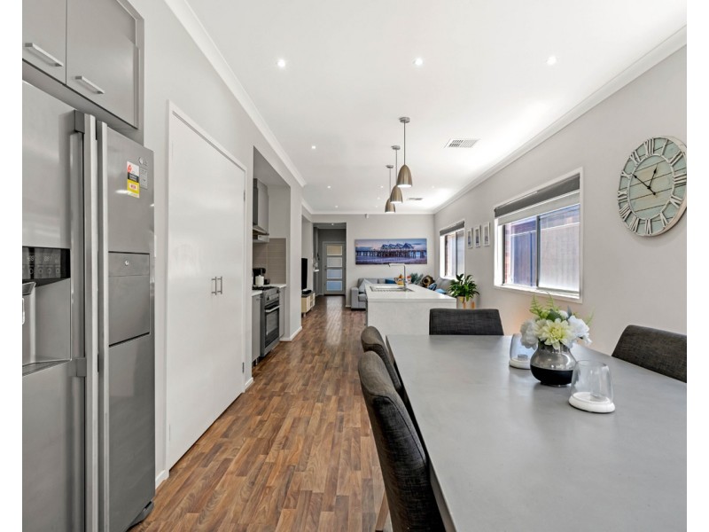 4 Burnlea Parade, Blakeview SA 5114