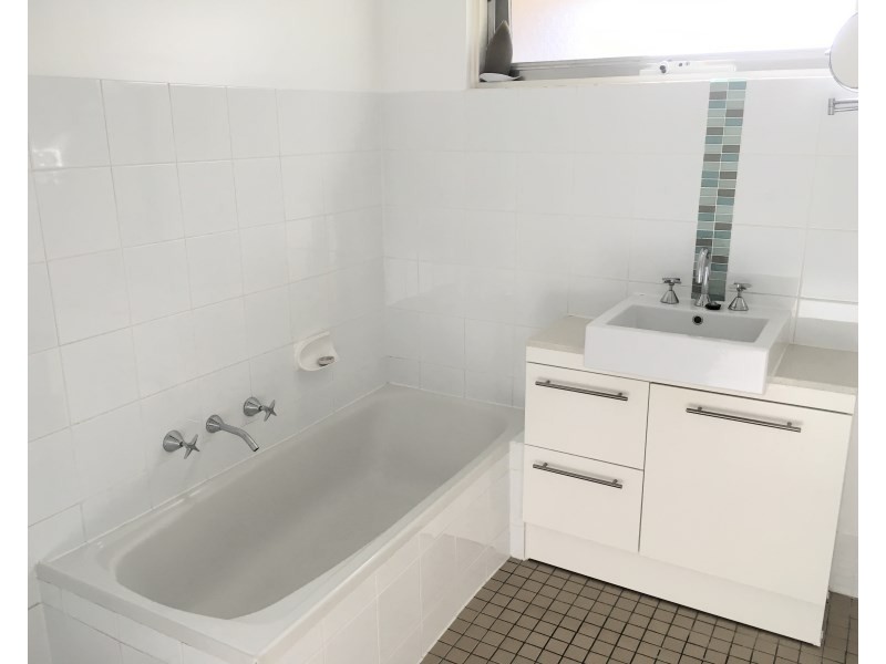 21 Balee Road, Happy Valley SA 5159