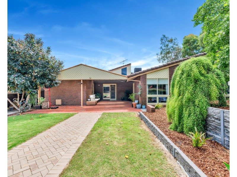 8 Quarry Road, Gulfview Heights SA 5096
