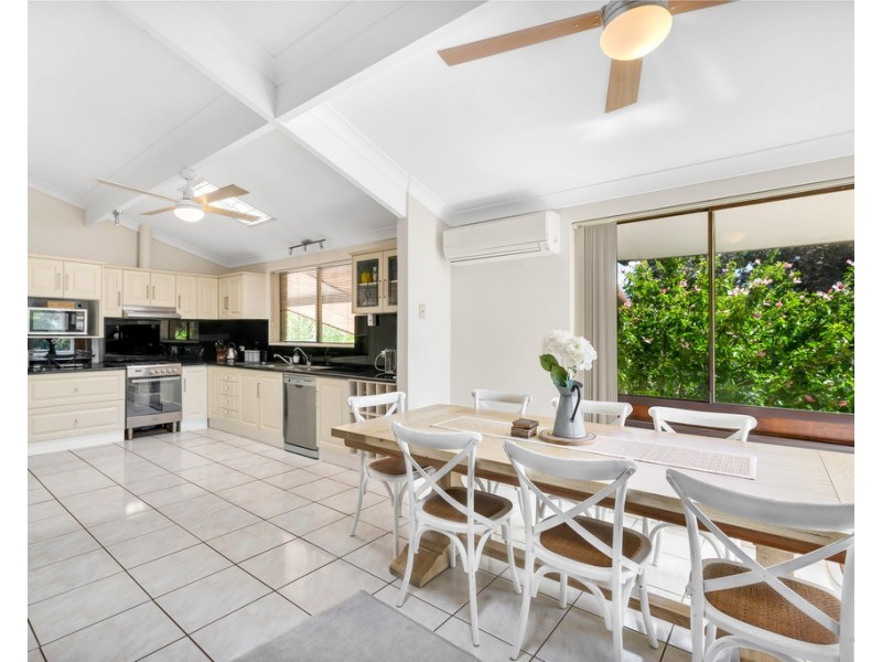 8 Quarry Road, Gulfview Heights SA 5096