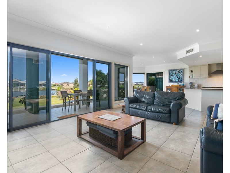 79 Wentworth Parade, Hindmarsh Island SA 5214