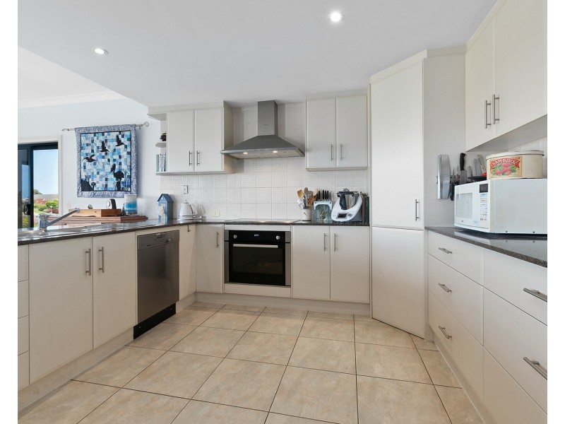 79 Wentworth Parade, Hindmarsh Island SA 5214