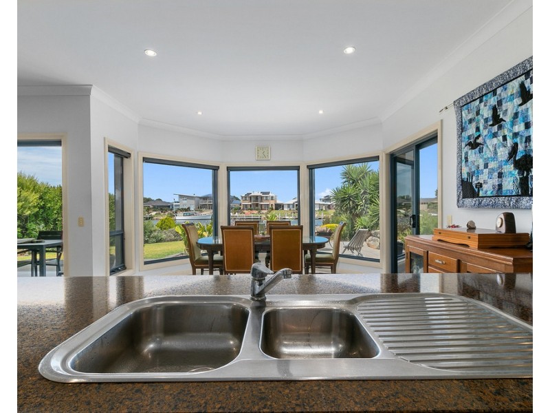 79 Wentworth Parade, Hindmarsh Island SA 5214