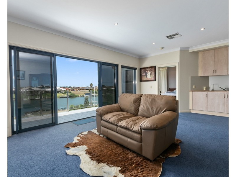 79 Wentworth Parade, Hindmarsh Island SA 5214