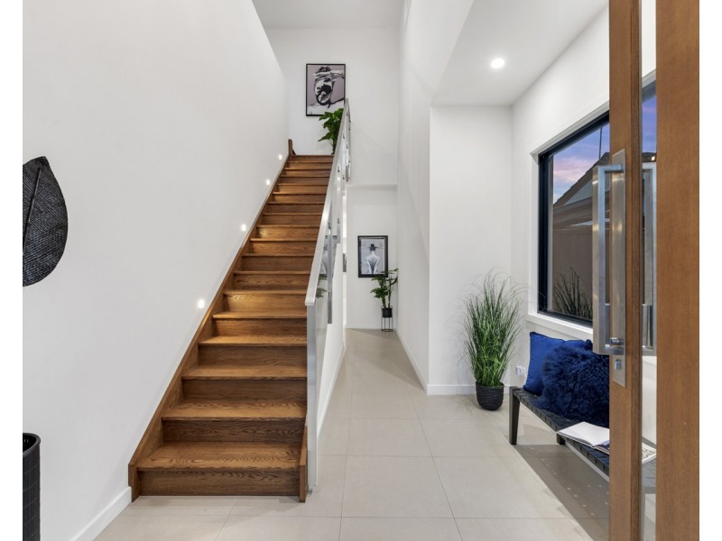 8 Gurner Terrace, Grange SA 5022