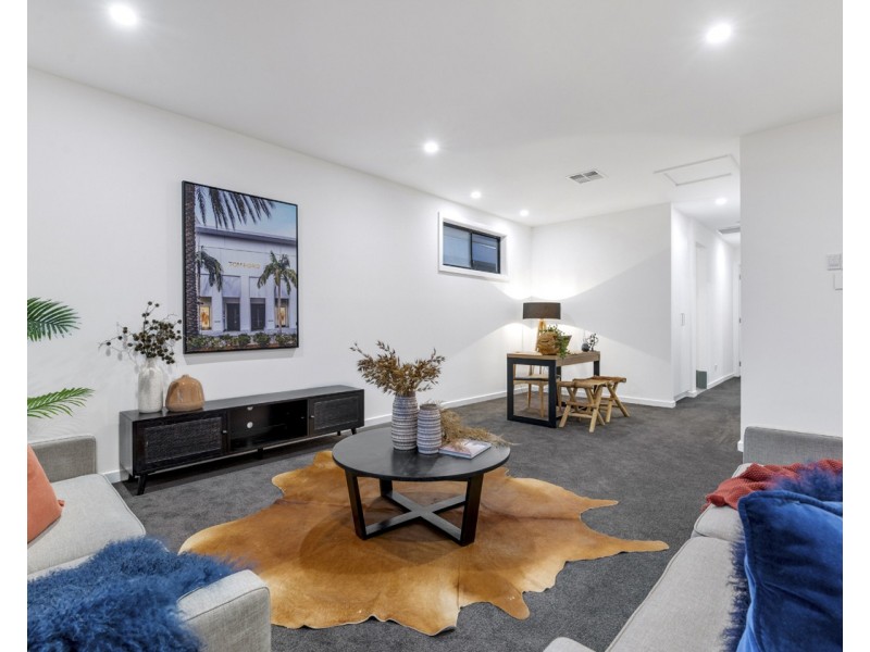 8 Gurner Terrace, Grange SA 5022