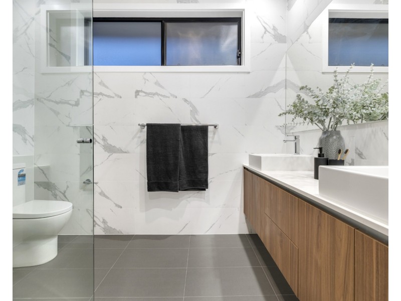 8 Gurner Terrace, Grange SA 5022