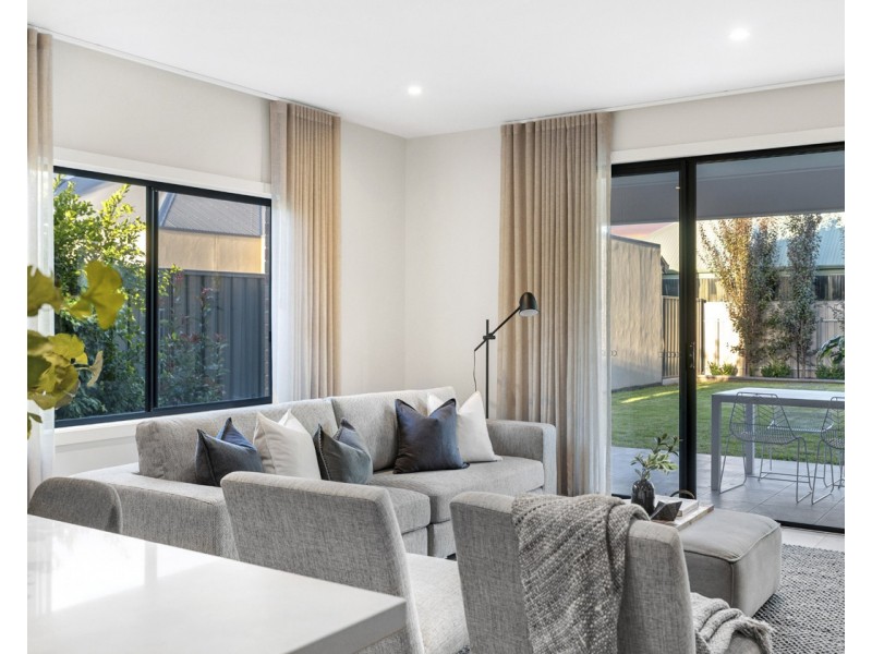 5 Burnley Street, Fulham SA 5024