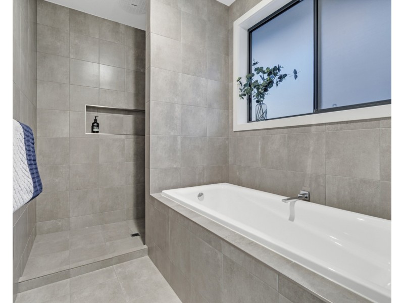 5 Burnley Street, Fulham SA 5024