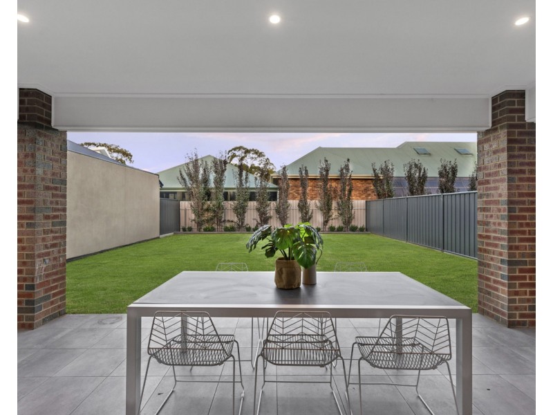 5 Burnley Street, Fulham SA 5024