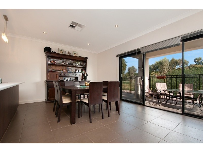 60 Innes Circuit, Mawson Lakes SA 5095