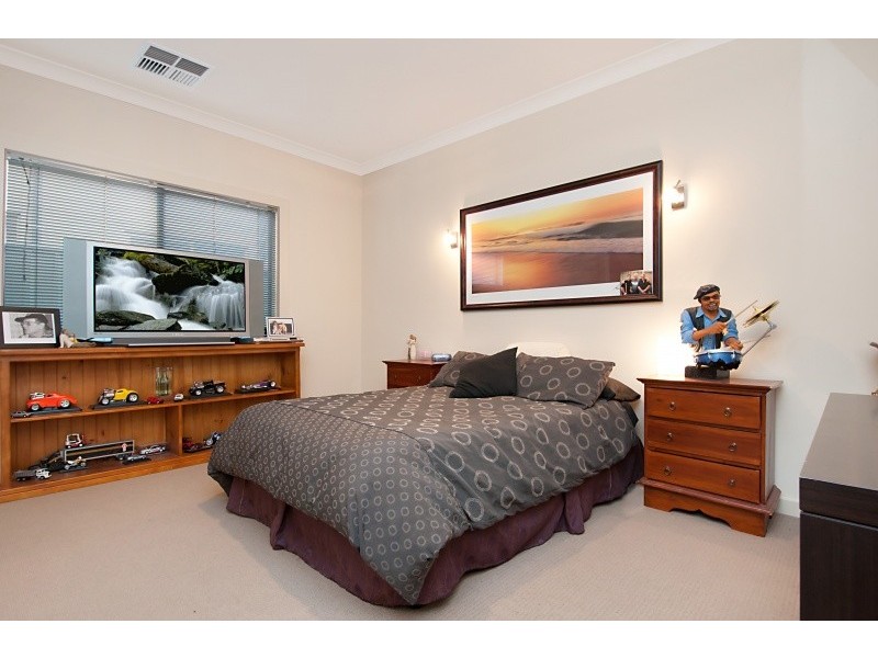 60 Innes Circuit, Mawson Lakes SA 5095