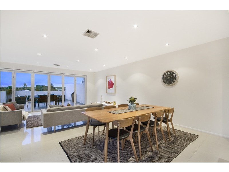 404a Seaview Road, Henley Beach SA 5022