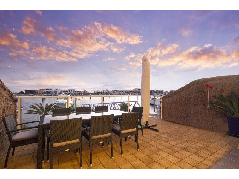 54 Liberty Avenue, North Haven SA 5018