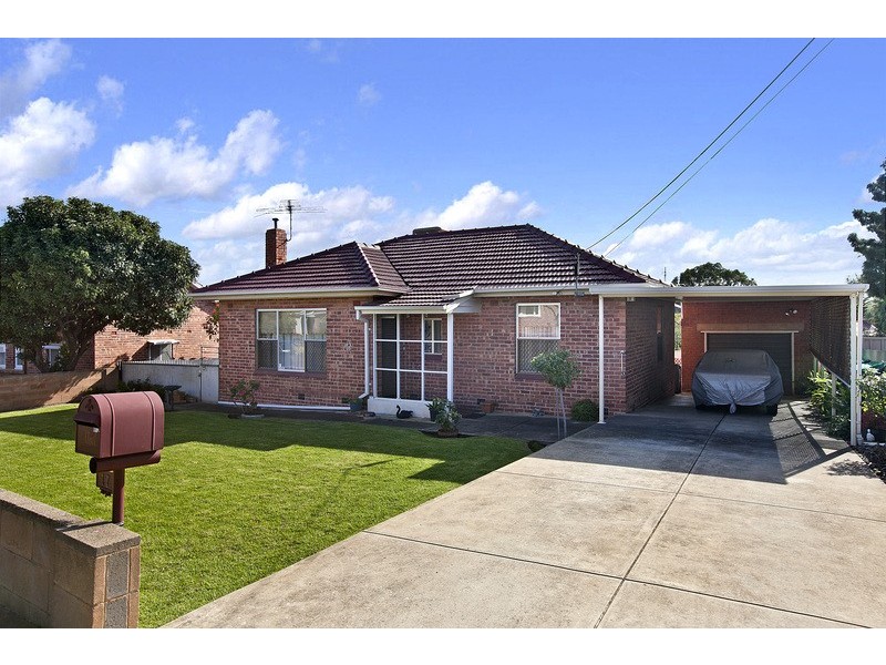 17 Deakin Street, Blair Athol SA 5084