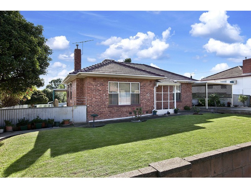 17 Deakin Street, Blair Athol SA 5084