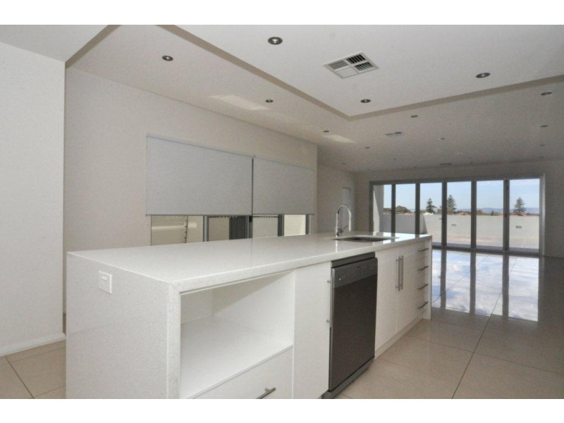 404a Seaview Road, Henley Beach SA 5022