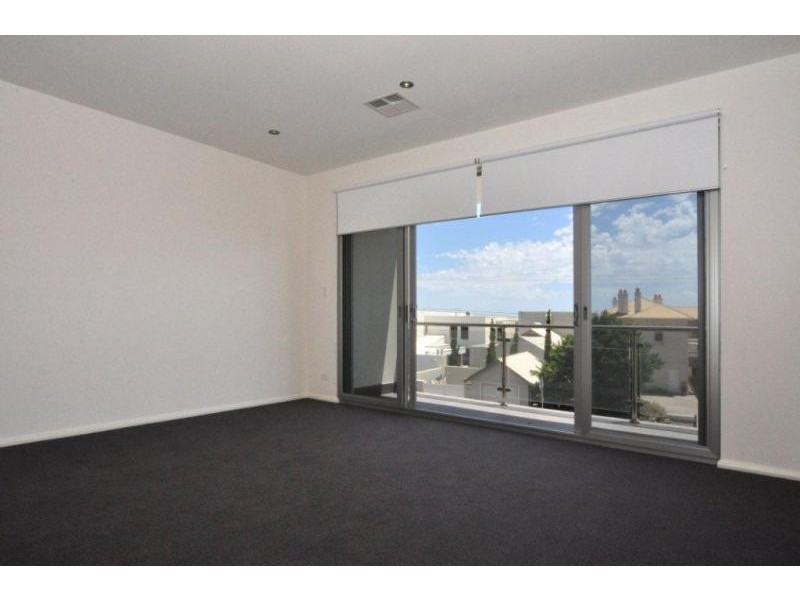 404a Seaview Road, Henley Beach SA 5022