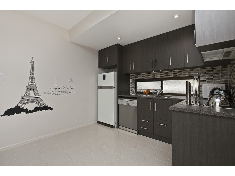 5/18 Main Street, Mawson Lakes SA 5095