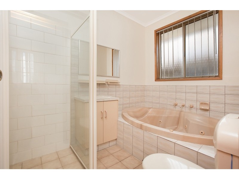 26 Frontignac Court, Wynn Vale SA 5127