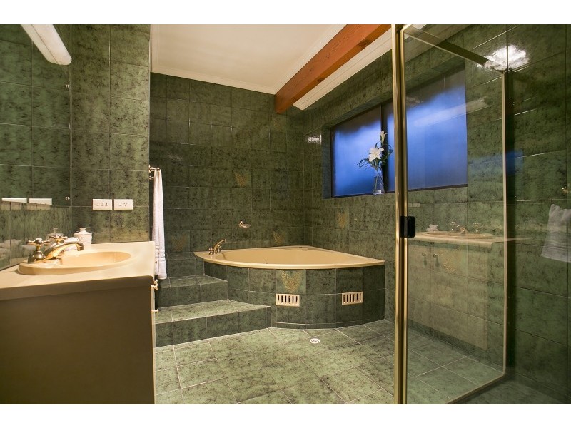 6 Tahiti Place, West Lakes SA 5021