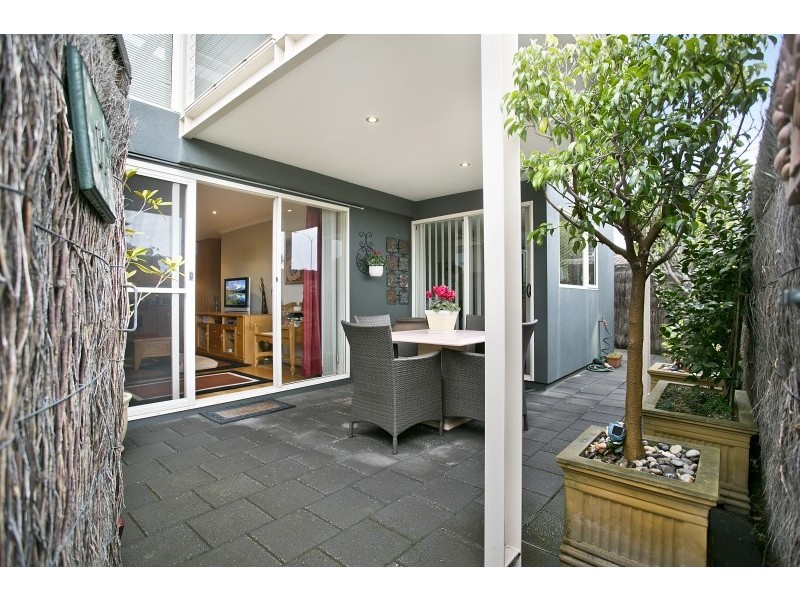 17/74 Military Road, Tennyson SA 5022