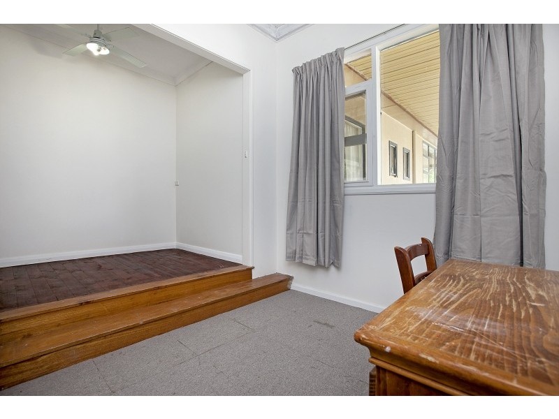 8 Leane Avenue, Ridgehaven SA 5097