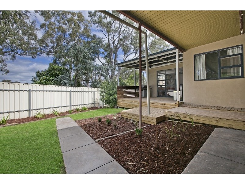 8 Leane Avenue, Ridgehaven SA 5097